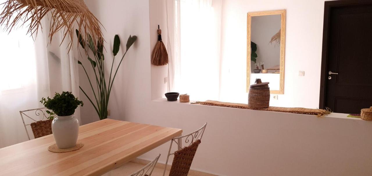 Fresh Designed Next To The Sea -Nice Area - Wifi エッサウィラ エクステリア 写真